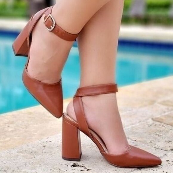 Women's Tan Pointy Toe Ankle Strap Block Heel - Picture 1 of 5